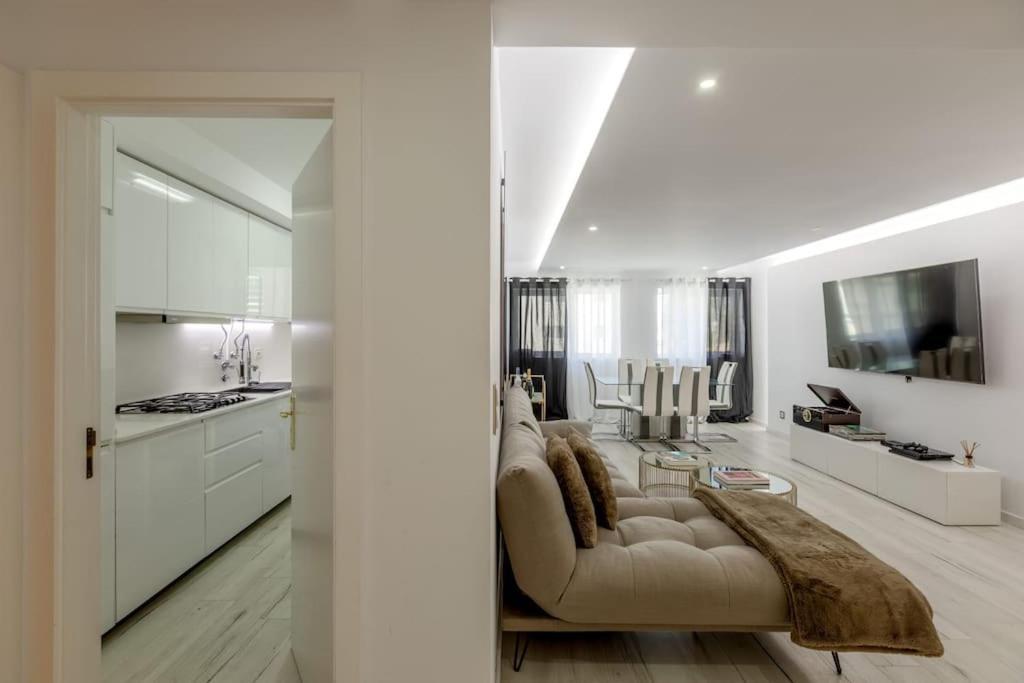 Spacious 3-Bedroom Condo In Лиссабон Экстерьер фото